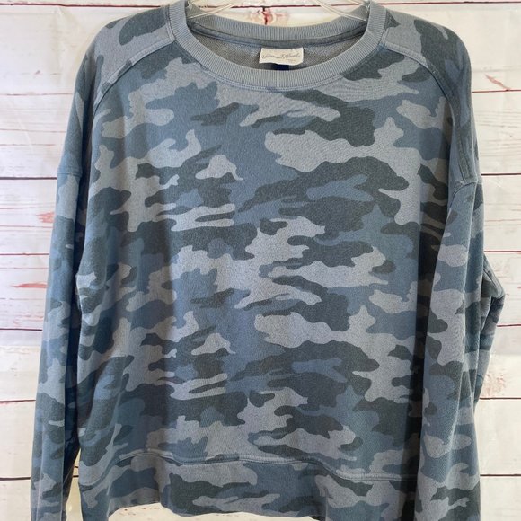 Universal Thread Tops - Universal Threads Boxy Camouflage Long Sleeve Top NWOT Women's Size Large